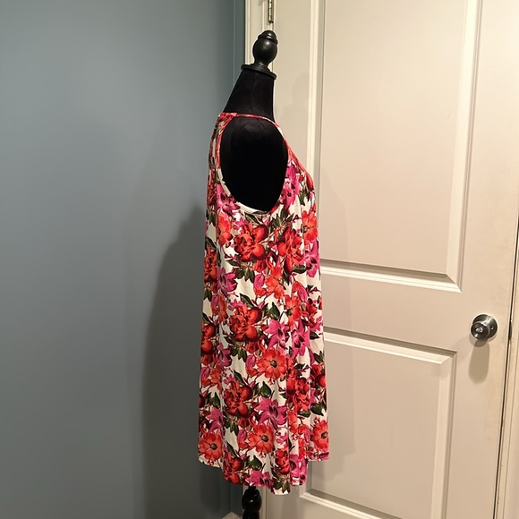 1 X Sleeveless Dress 👗 Super Soft! - Picture 4 of 5